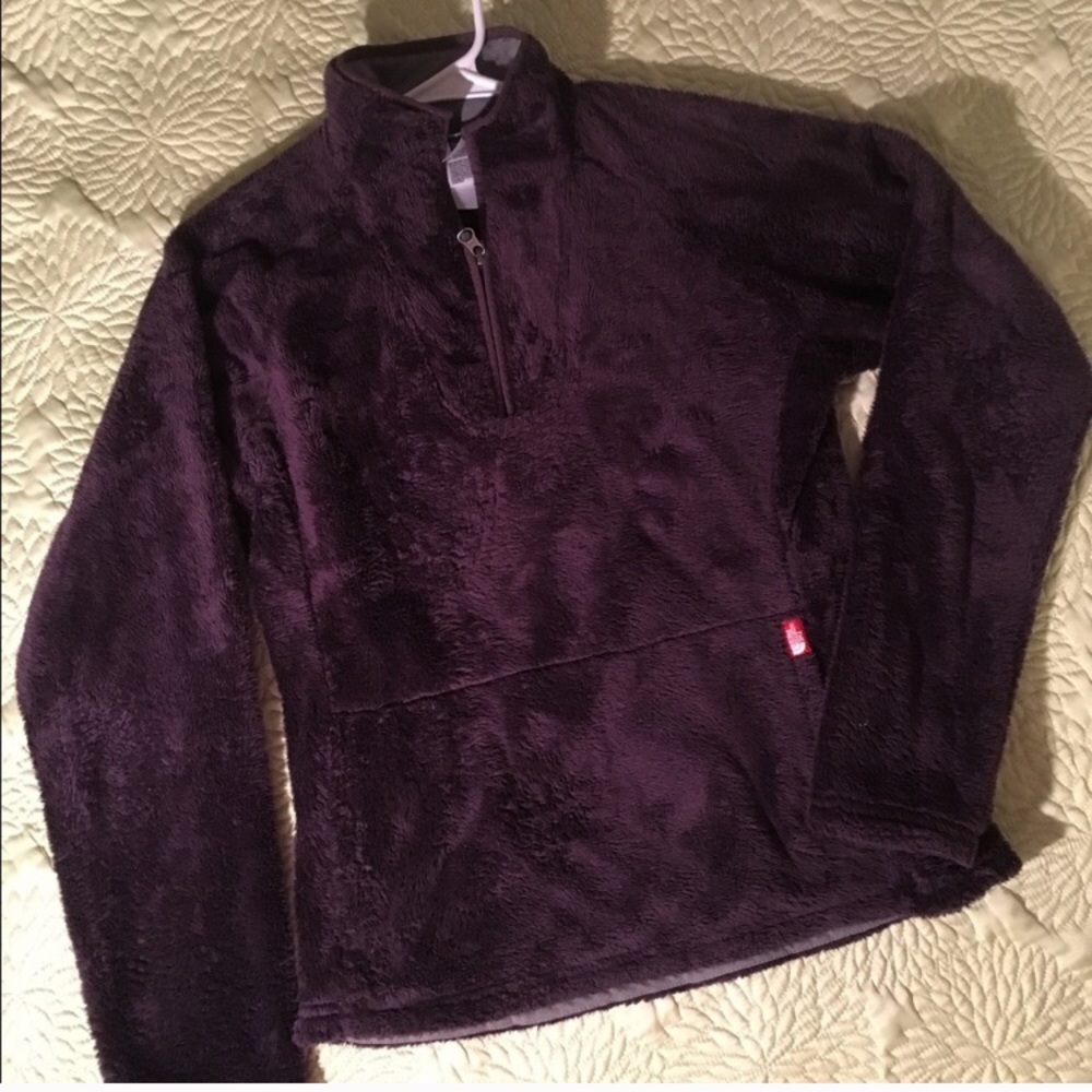 North Face pull over